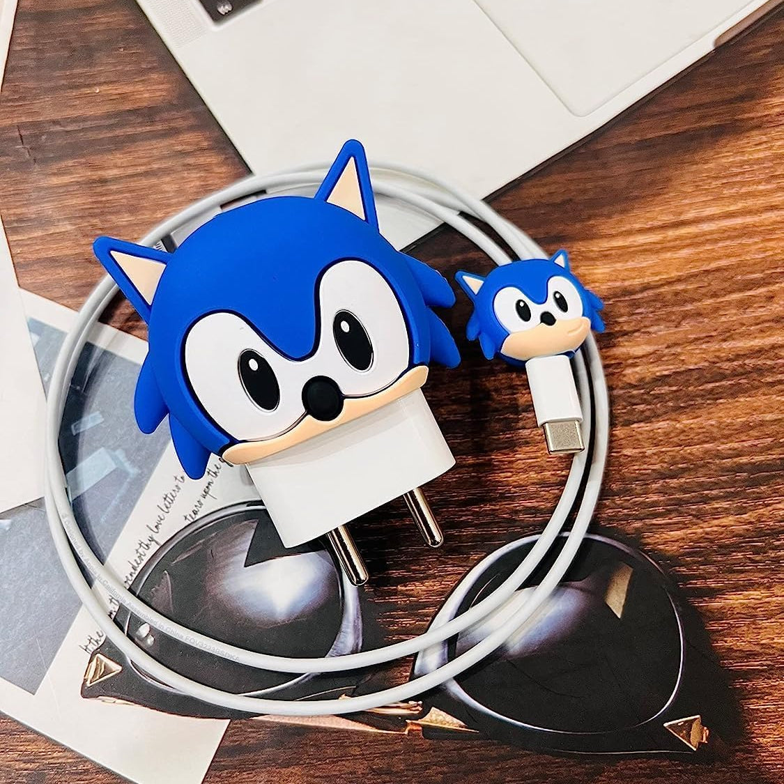 Sonic the Hedgehog iPhone 18W / 20W Charger Adapter Cover & Cable Protector Set – Blue Silicone Skin