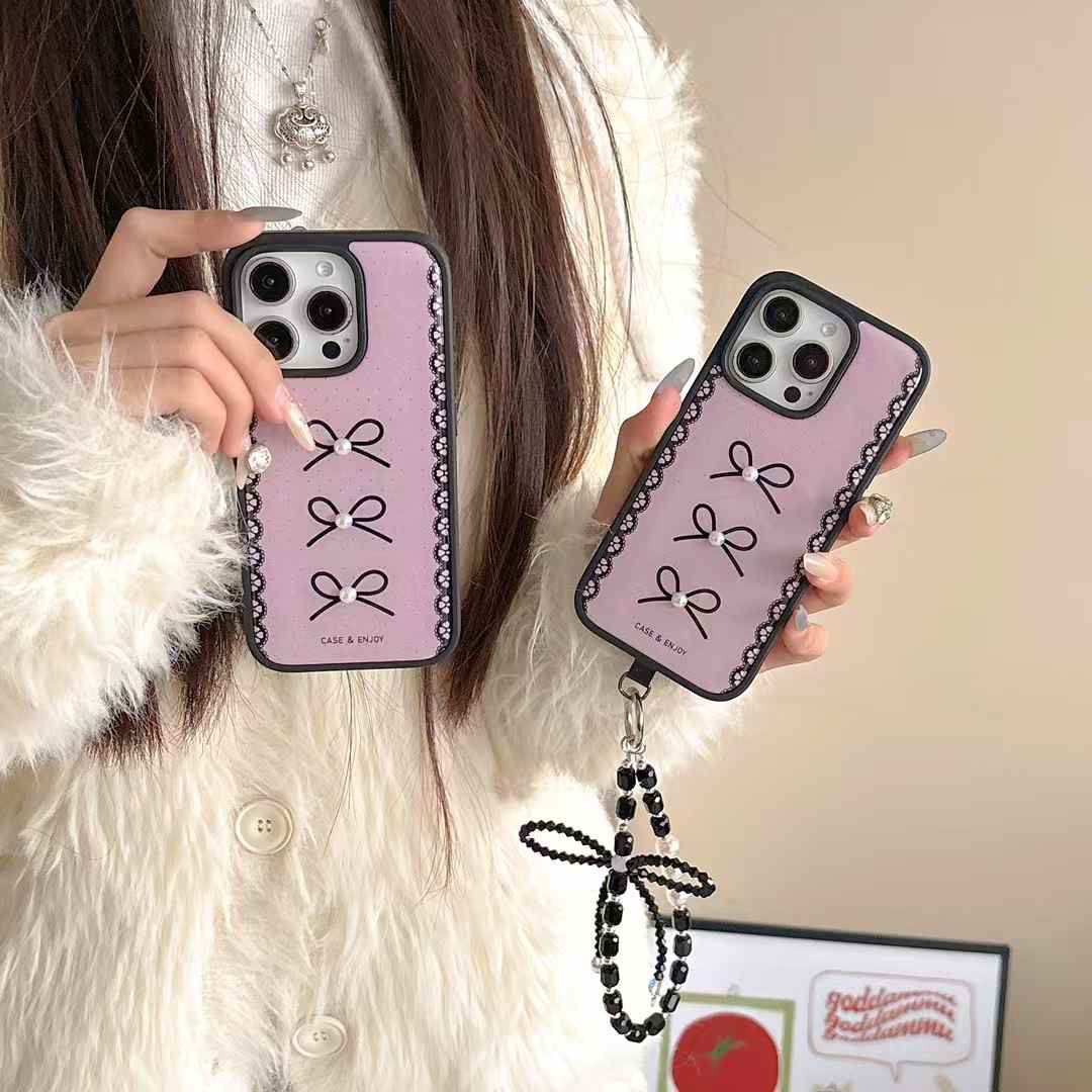Pearl Lace Bow iPhone Case with Charm Chain – Pink