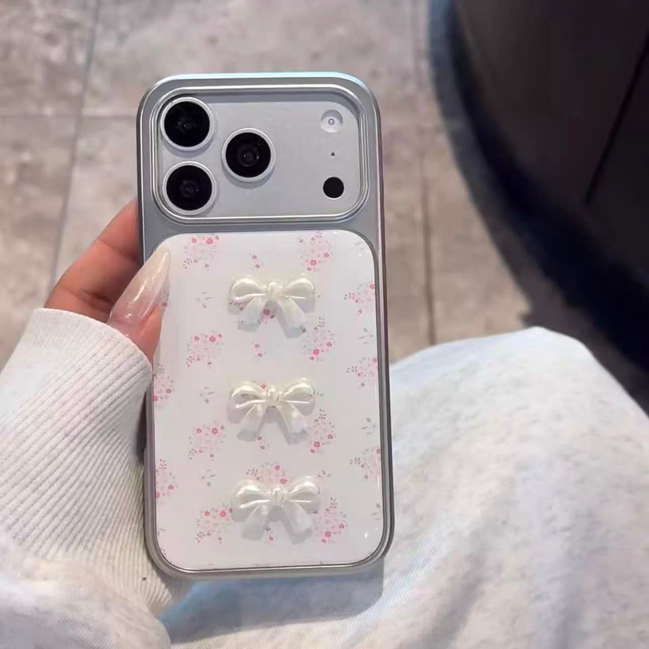 3D Bow Floral iPhone Case – Pearl White